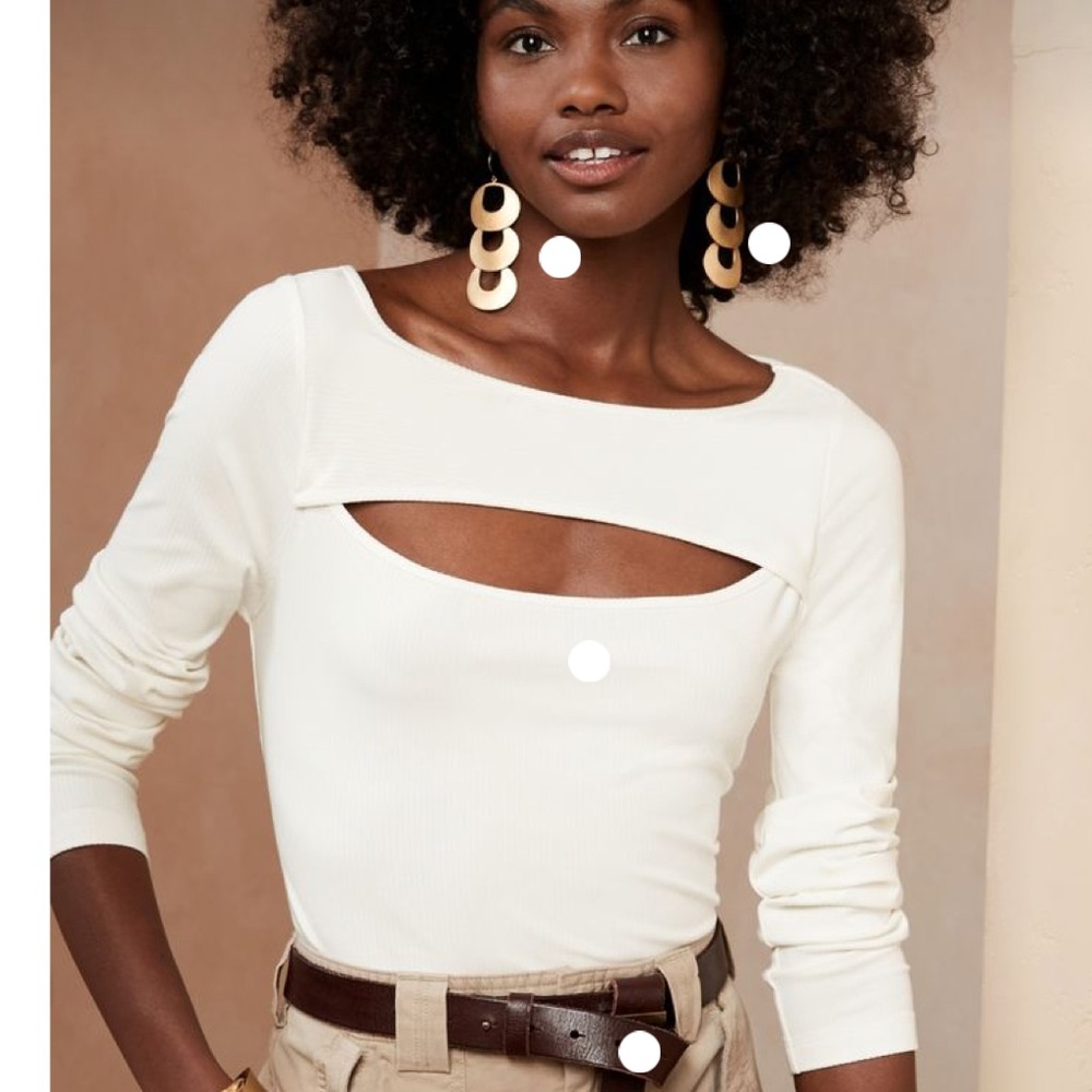 Banana Republic Cream Fitted Cut-Out Long Sleeve Tee
